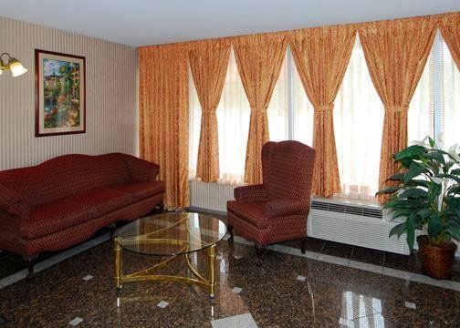 Hotel 6 2*