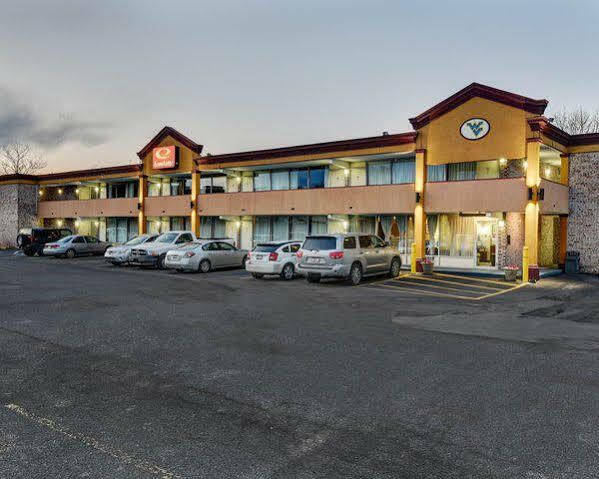 Hotel 6